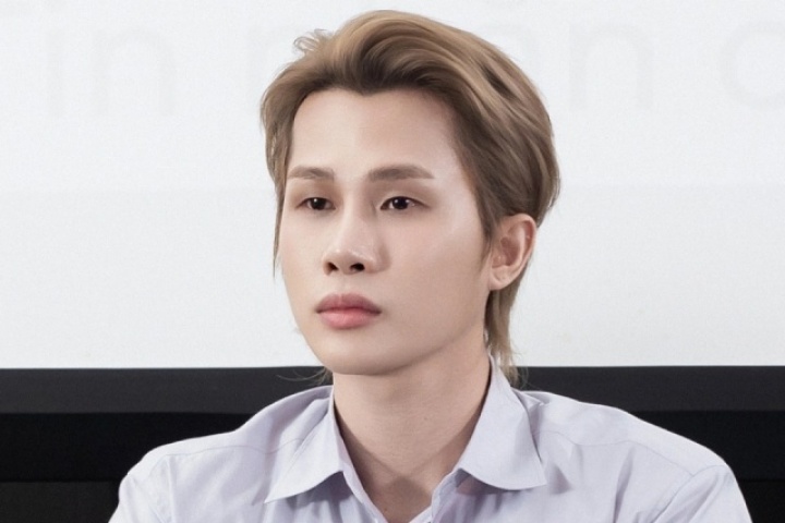 Jack xin lỗi khán giả và tạm dừng biểu diễn