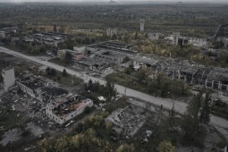 Pokrovsk sắp sụp đổ, Ukraine có phòng tuyến mới vững hơn?