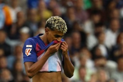 Tranh cãi Yamal Quả bóng Bạc không được bầu đội hình hay nhất 2025