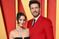 Chuyện tình kín tiếng của 'Đội trưởng Mỹ' Chris Evans