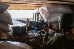 Chiến thuật 'bóng ma' của Nga khiến phòng tuyến Ukraine hỗn loạn