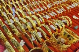 Tối 30-10, giá vàng miếng SJC, vàng nhẫn tăng cả triệu đồng