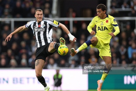 Video bóng đá Newcastle - Tottenham: Bàn thua tranh cãi & sai lầm (League Cup)
