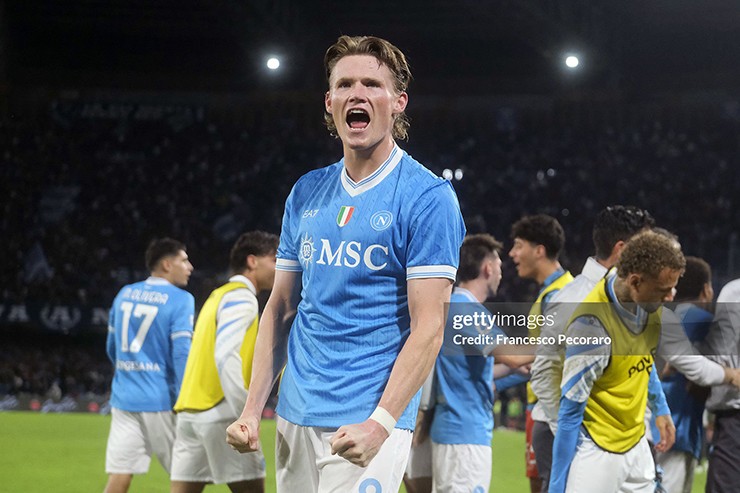 Scott McTominay đang là trụ cột không thể thay thế trong đội hình Napoli