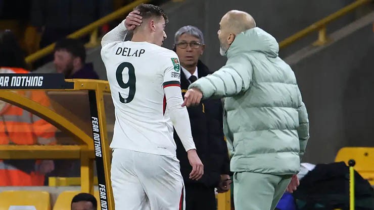 HLV Maresca giận dữ với Delap