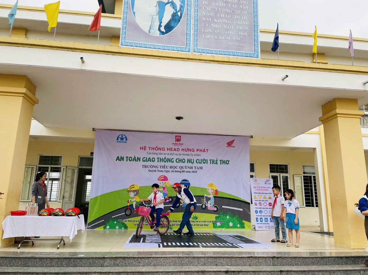 HEAD Hưng Phát 8 (Nghệ An) xuất sắc trong hoạt động đào tạo ATGT Quý 3_2025