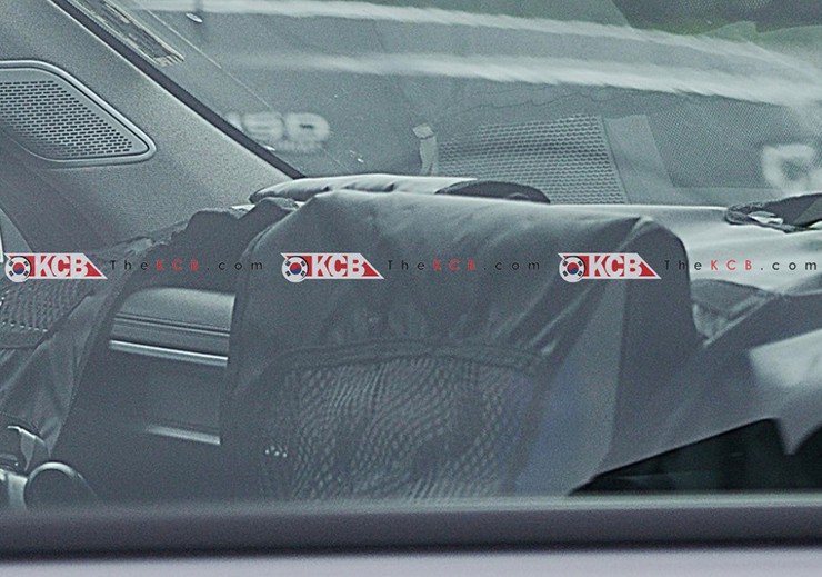 Hyundai Santa Fe 2026 lộ nội thất hiện đại và tối giản, thêm tùy chọn EREV - 1