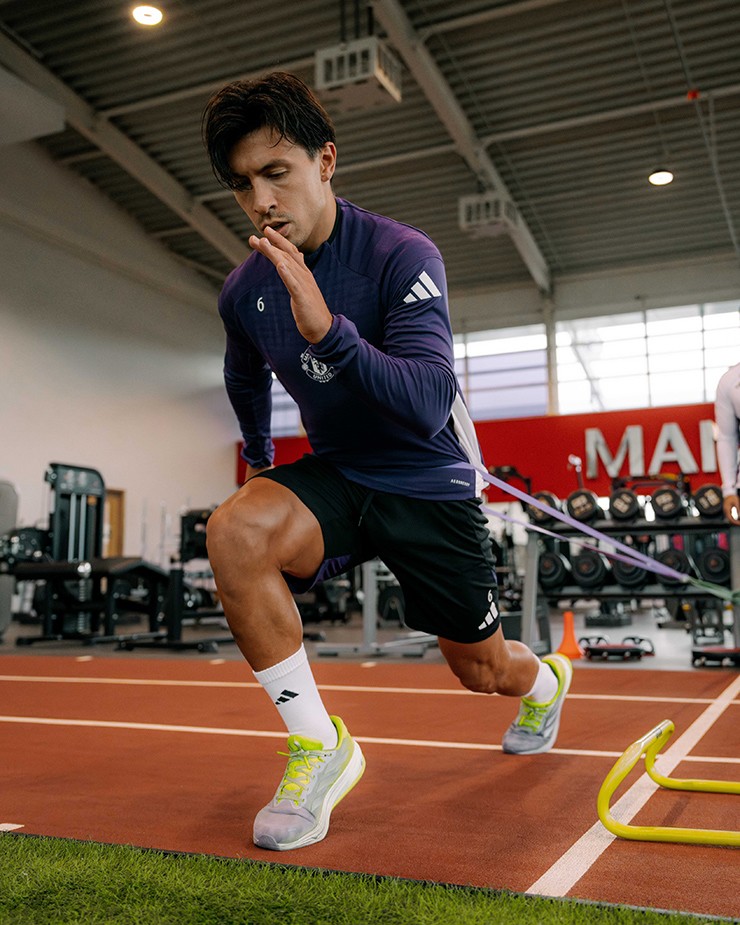 Martinez trở lại giúp "Quỷ đỏ" vững vàng hơn trong giai đoạn sắp tới của mùa giải