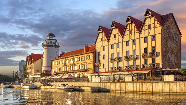 Vùng lãnh thổ Kaliningrad nằm ở cực tây của Nga, bao quanh là các nước thành viên NATO. Ảnh: RT.