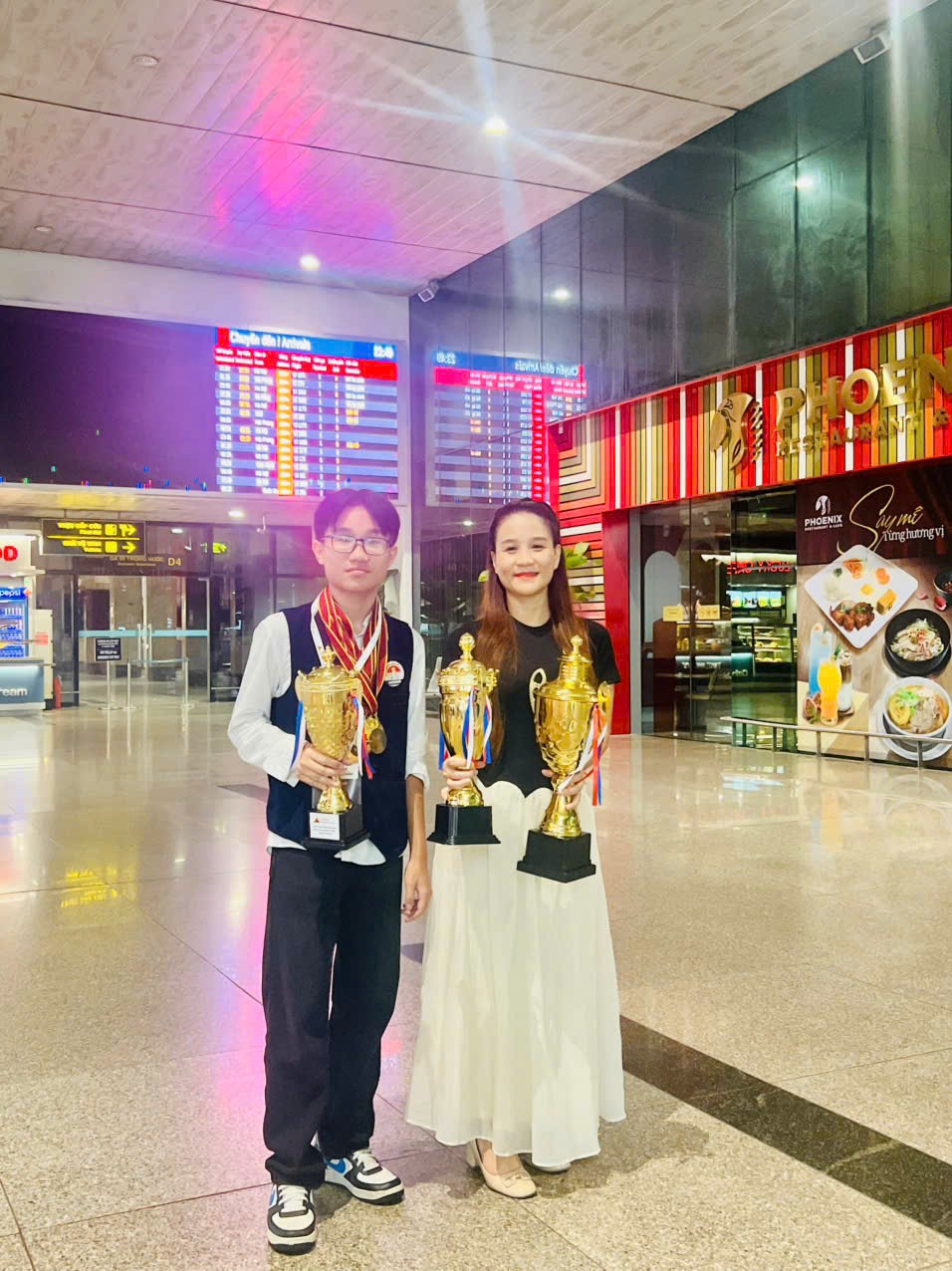 TP.HCM: Nam sinh 14 tuổi đạt chứng chỉ TESOL Quốc tế - 4