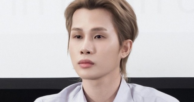 Jack xin lỗi khán giả và tạm dừng biểu diễn