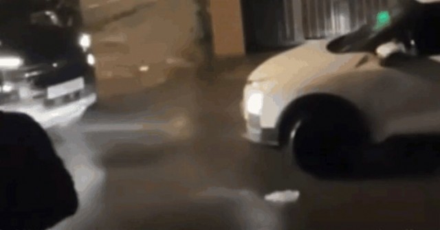 Tạm giữ tài xế xe Ford Ranger tông taxi và hành...