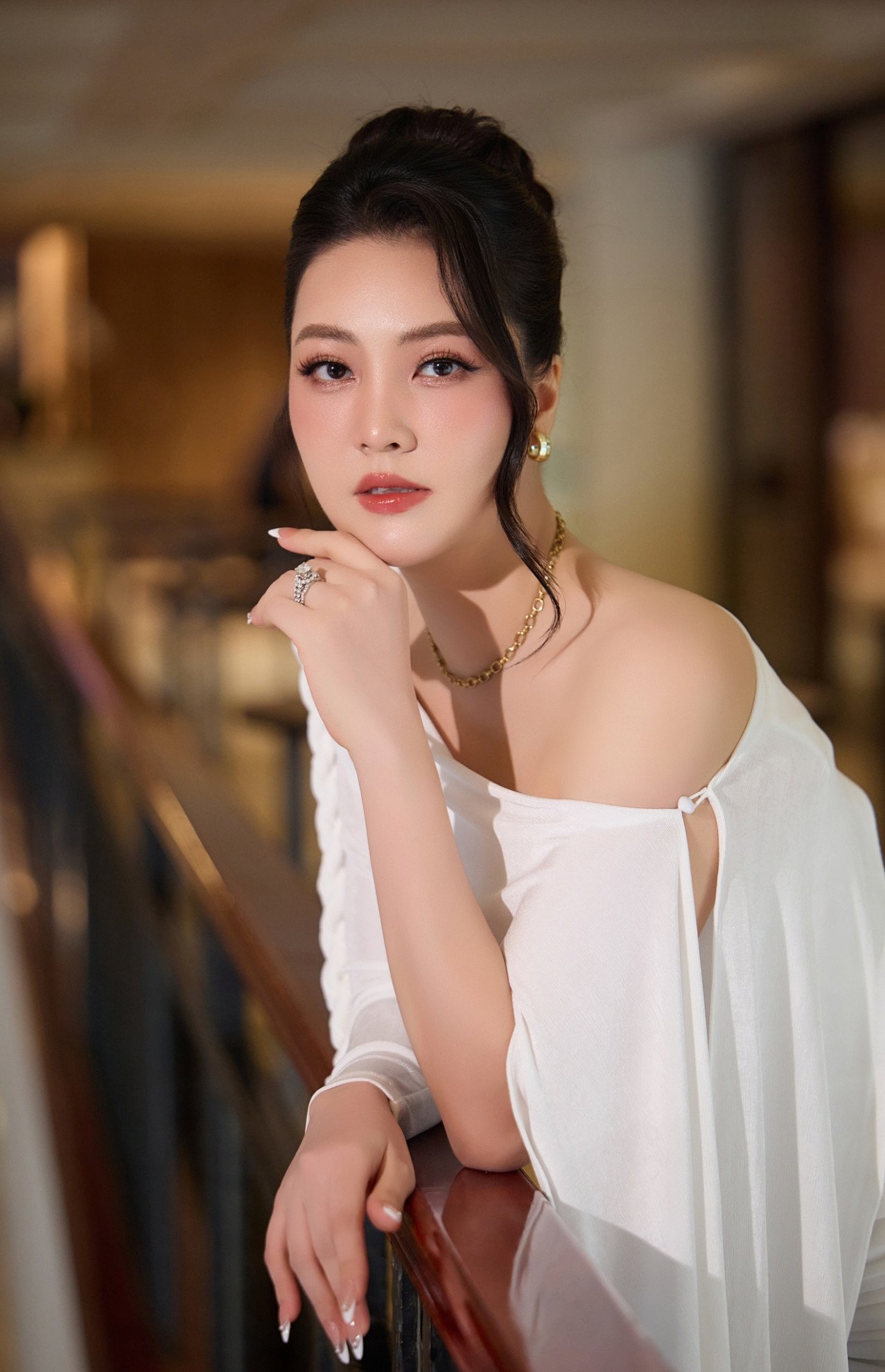 Gần 2 thập kỷ hoạt động trong lĩnh vực dẫn chương trình, Thuỵ Vân tạo được uy tín, tình cảm với khán giả và giới chuyên môn.&nbsp;