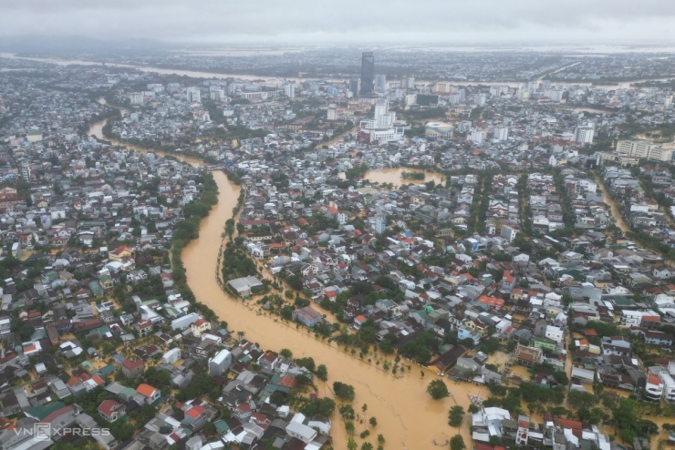 Cuộc sống ở vùng rốn lũ - 1