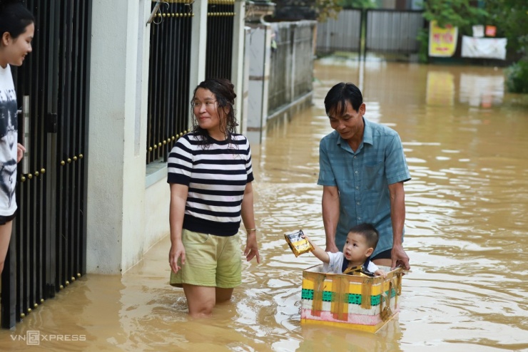 Cuộc sống ở vùng rốn lũ - 6