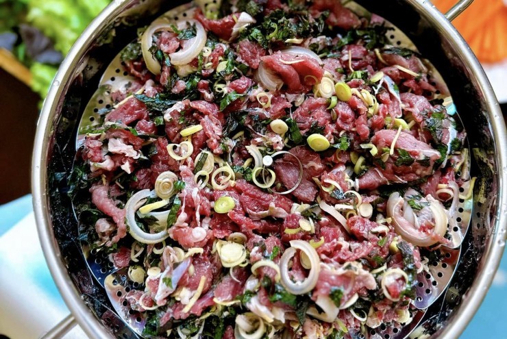 Loại rau thơm tốt như thần dược đem hấp với thịt bò siêu ngon