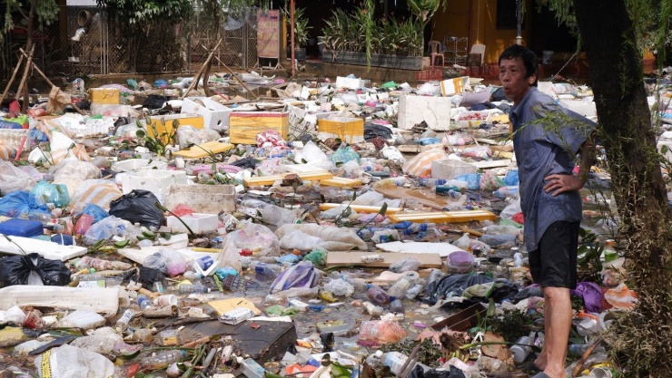 Không thể nhận ra Hội An sau trận lũ dữ - 11