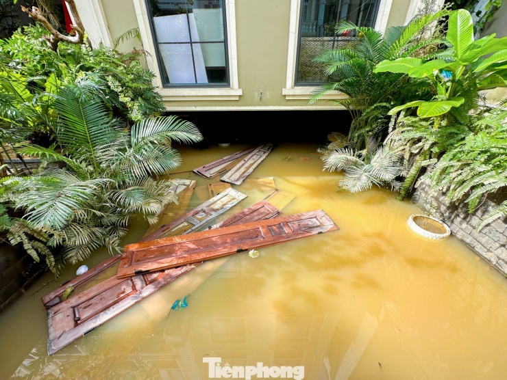 Không thể nhận ra Hội An sau trận lũ dữ - 22