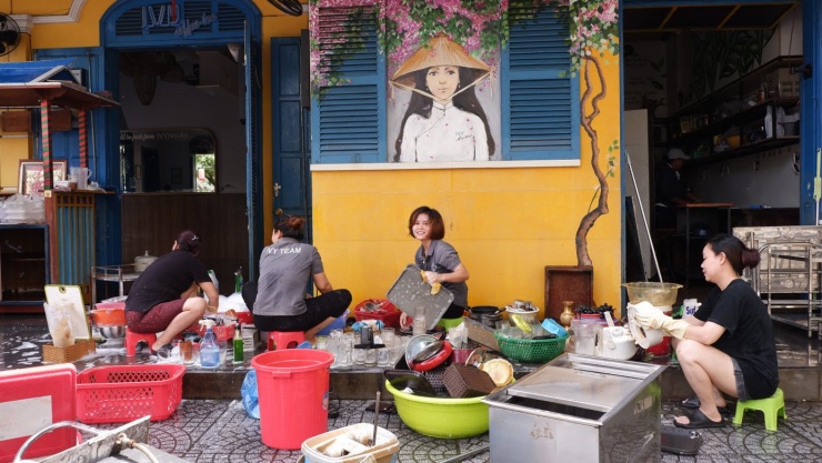 Không thể nhận ra Hội An sau trận lũ dữ - 27