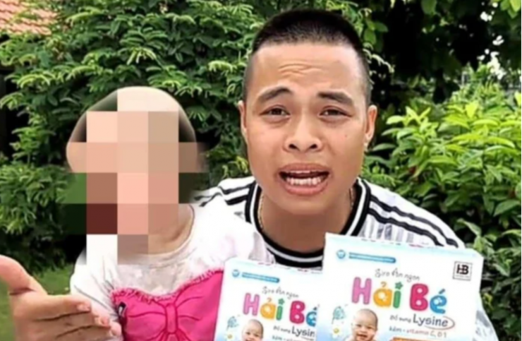 Siro ăn ngon Hải Bé là một trong những sản phẩm bán trên kênh "Gia đình Hải Sen".