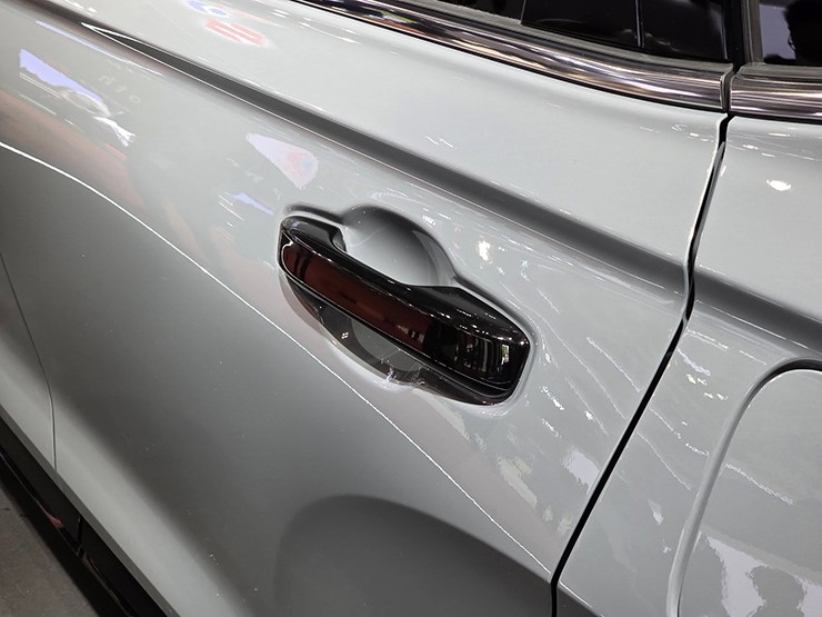 Cận cảnh Honda CR-V e:HEV RS Black Edition, đẹp hơn, sang hơn - 8