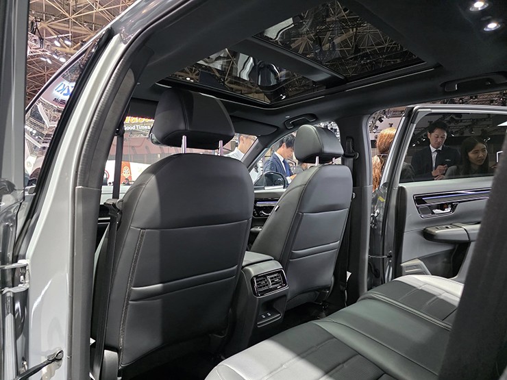 Cận cảnh Honda CR-V e:HEV RS Black Edition, đẹp hơn, sang hơn - 15