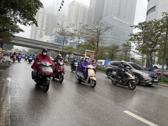 Theo dự báo thời tiết, không khí lạnh tràn về miền Bắc trời lạnh, vùng núi có nơi trời rét.