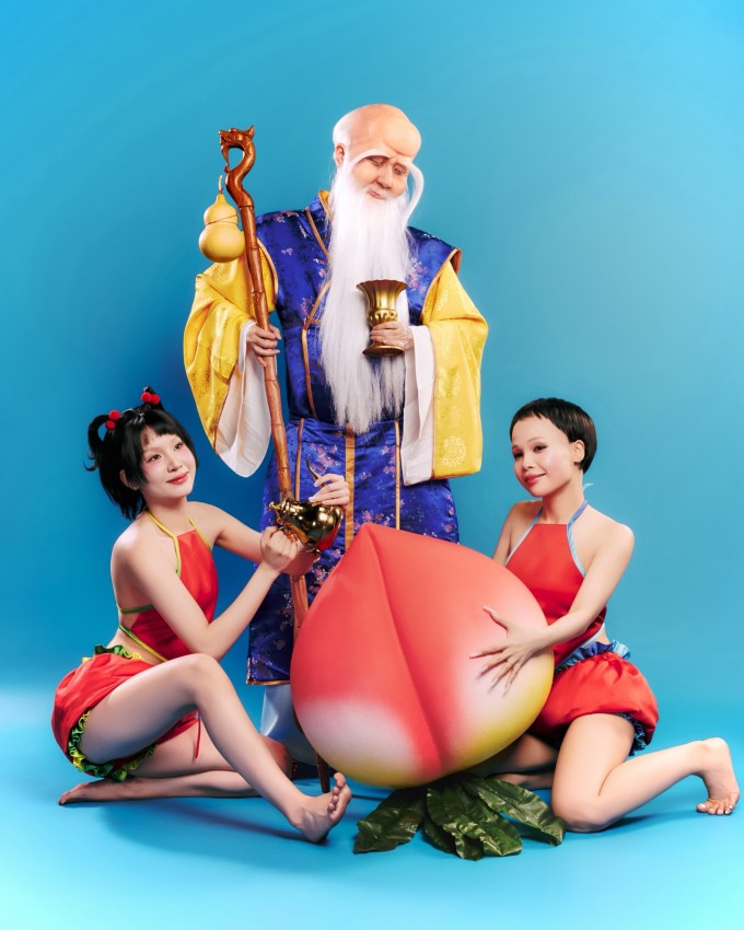 Bộ ảnh hóa trang của Quỳnh Anh Shyn và Saabirose, Liu Grace.