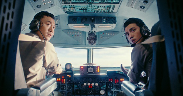 Tại một số nơi, khán giả sẽ được xem phim, giao lưu với các diễn viên phim "Tử chiến trên không".