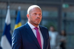 Bộ trưởng Quốc phòng Bỉ nói lại về phát ngôn “xóa Moscow khỏi bản đồ”