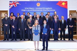 Tổng Bí thư Tô Lâm chứng kiến VNVC và GSK trao văn kiện hợp tác tại Anh