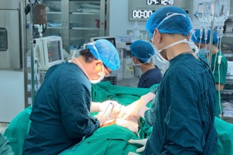 Ung thư gan phát triển thần tốc sau 1 năm phát hiện viêm gan B