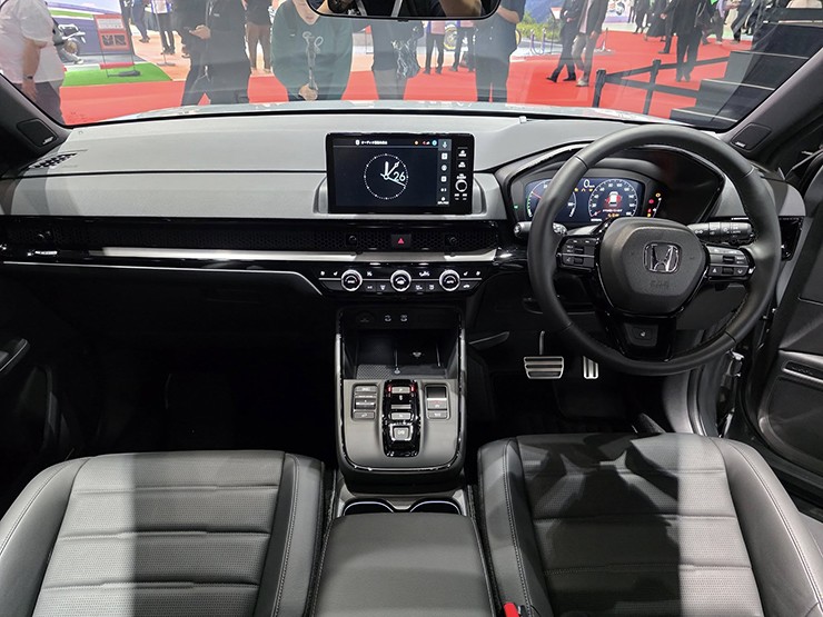 Cận cảnh Honda CR-V e:HEV RS Black Edition, đẹp hơn, sang hơn - 9