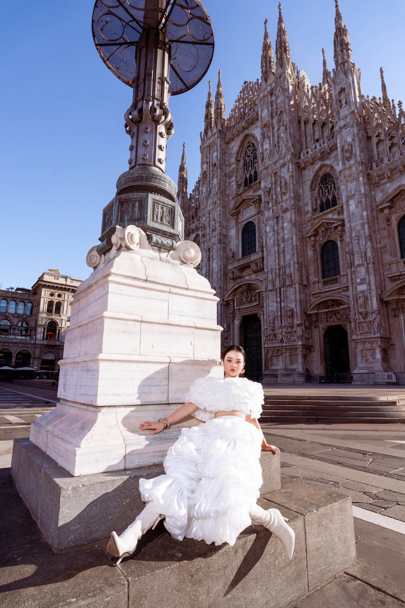 Bé gái Việt gây chú ý khi xuất hiện trên loạt tạp chí danh tiếng thế giới - 8