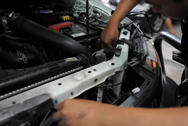 Mưa lớn vừa dứt, việc đầu tiên chủ xe nên làm là gì? - 6