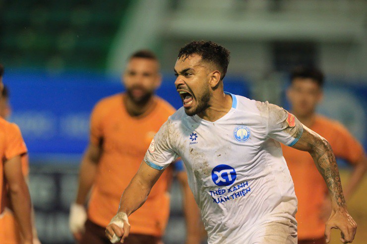 Trực tiếp bóng đá HAGL - Nam Định: Không có thêm bàn thắng (V-League) (Hết giờ) - 2