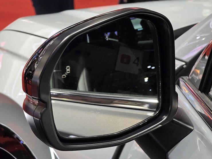 Cận cảnh Honda CR-V e:HEV RS Black Edition, đẹp hơn, sang hơn - 5