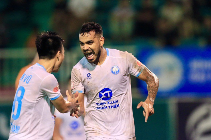 Trực tiếp bóng đá HAGL - Nam Định: Không có thêm bàn thắng (V-League) (Hết giờ) - 3