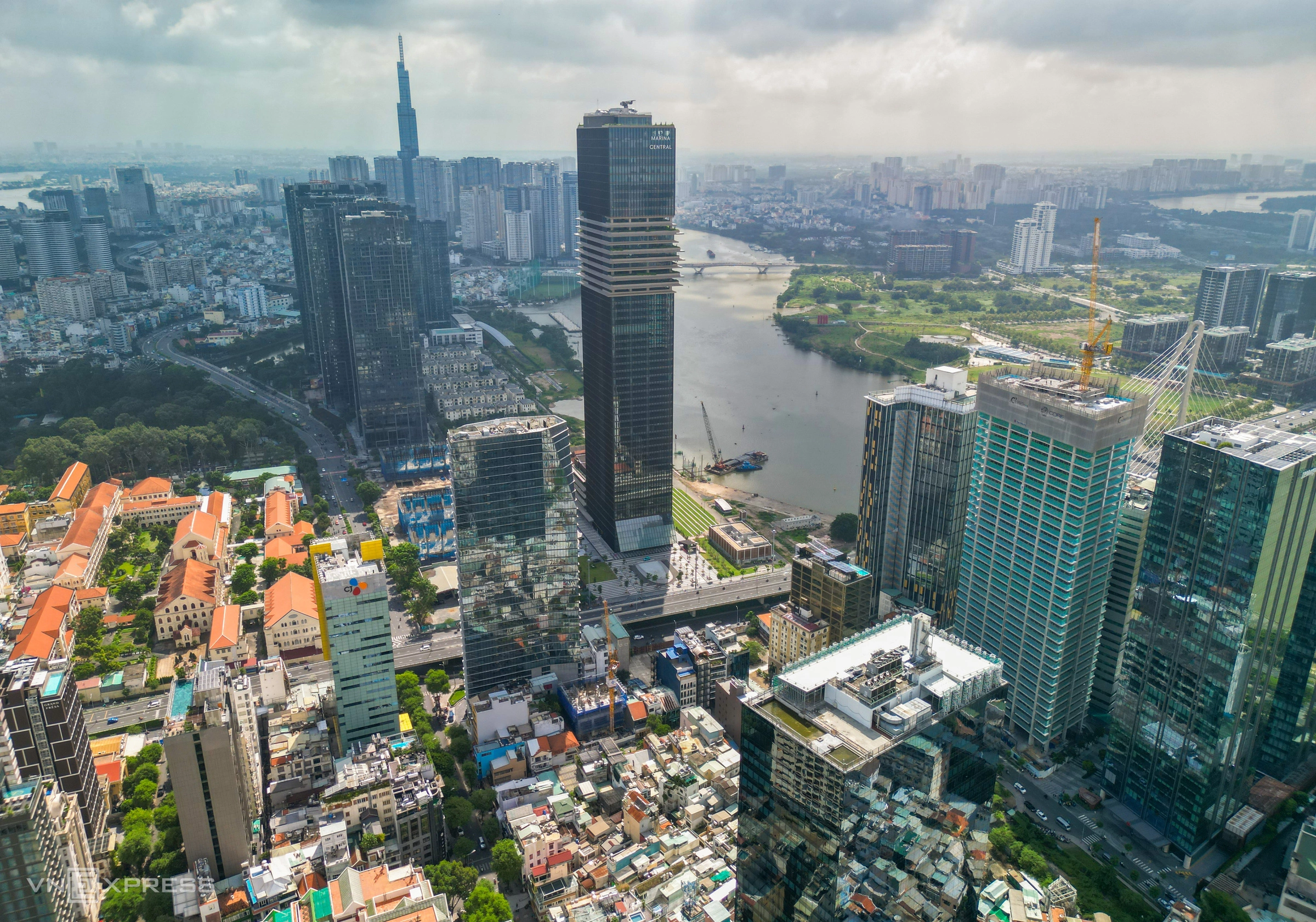 TP HCM là nơi diễn ra quá trình đô thị hóa rất nhanh. Ảnh: Quỳnh Trần