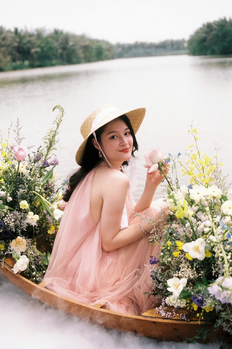 MC xinh như hoa hậu, học 2 trường ở Mỹ và nói tiếng Anh như gió trên VTV là ai? - 8