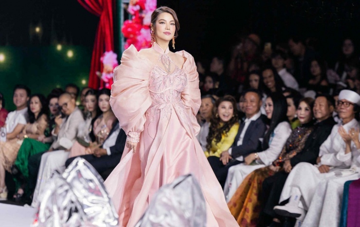 Cuộc sống của Trương Ngọc Ánh trước khi bị bắt - 4