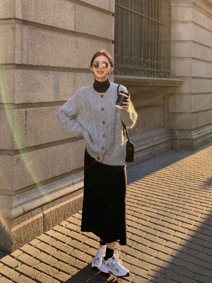 10 kiểu mặc áo khoác len đi làm - 2