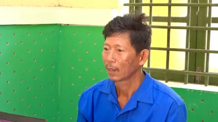 Vì mâu thuẫn tàu lá chuối che ranh đất, bị can Lê Thanh Tùng đâm tử vong hàng xóm.