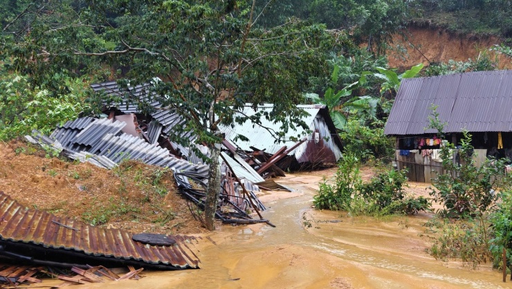 Đất trượt kinh hoàng, một thôn ở Đà Nẵng may mắn thoát cảnh Làng Nủ thứ hai - 1