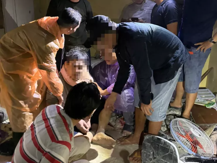 Ông H đã được khống chế an toàn. Ảnh: PHẠM HẢI