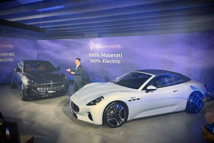 Bộ đôi xe điện Maserati mới ra mắt tại Việt Nam