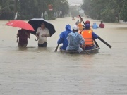 Biển Đông và miền Trung có thể phải hứng tiếp cơn bão số 13