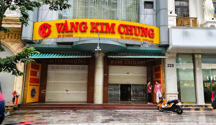 Nhiều tiệm vàng nổi tiếng ở Thanh Hóa đồng loạt đóng cửa - 5