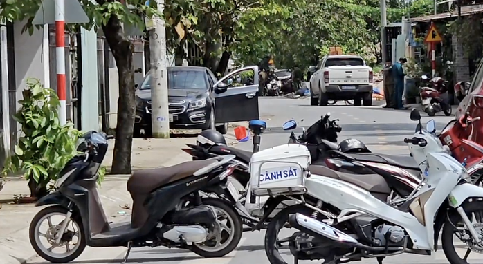 Lực lượng chức năng phong toả hiện trường