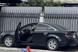 Thi thể cô gái trong cốp ôtô đậu ven đường TP HCM